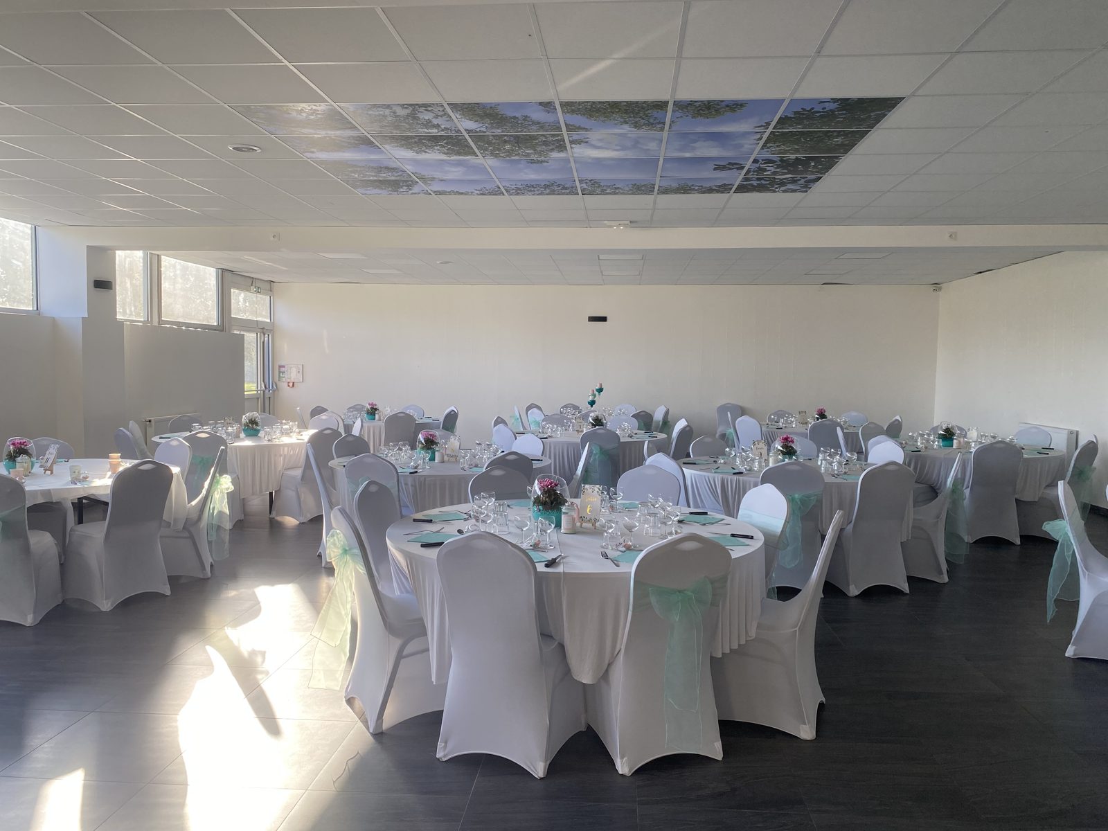 Organiser une location de salle dans les Hauts-de-France : le guide complet